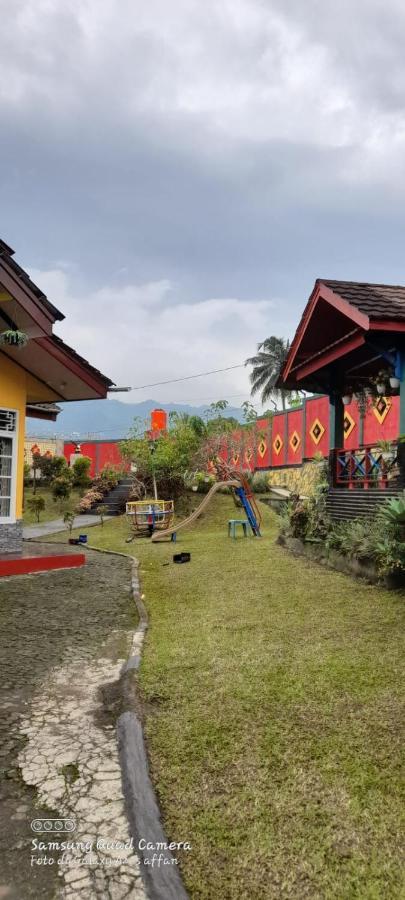 Villa Puspa 259 By Surganya Villa Puncak Exteriör bild